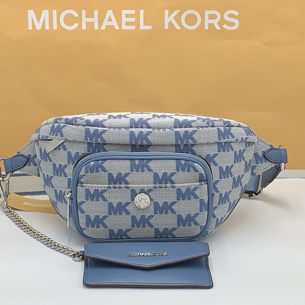 MICHAEL KORS Maisie Large Logo 2-in-1 Sling Waist Fanny Pack Crossbody  Denim/si - Picture 2 of 15